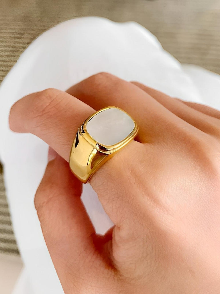 Bague carrée acier inoxydable, or 18K, femme, anneau géométrique, effet nacre, tendance, moderne, modèle Ivanah - Bague - Or + Blanc XXS
