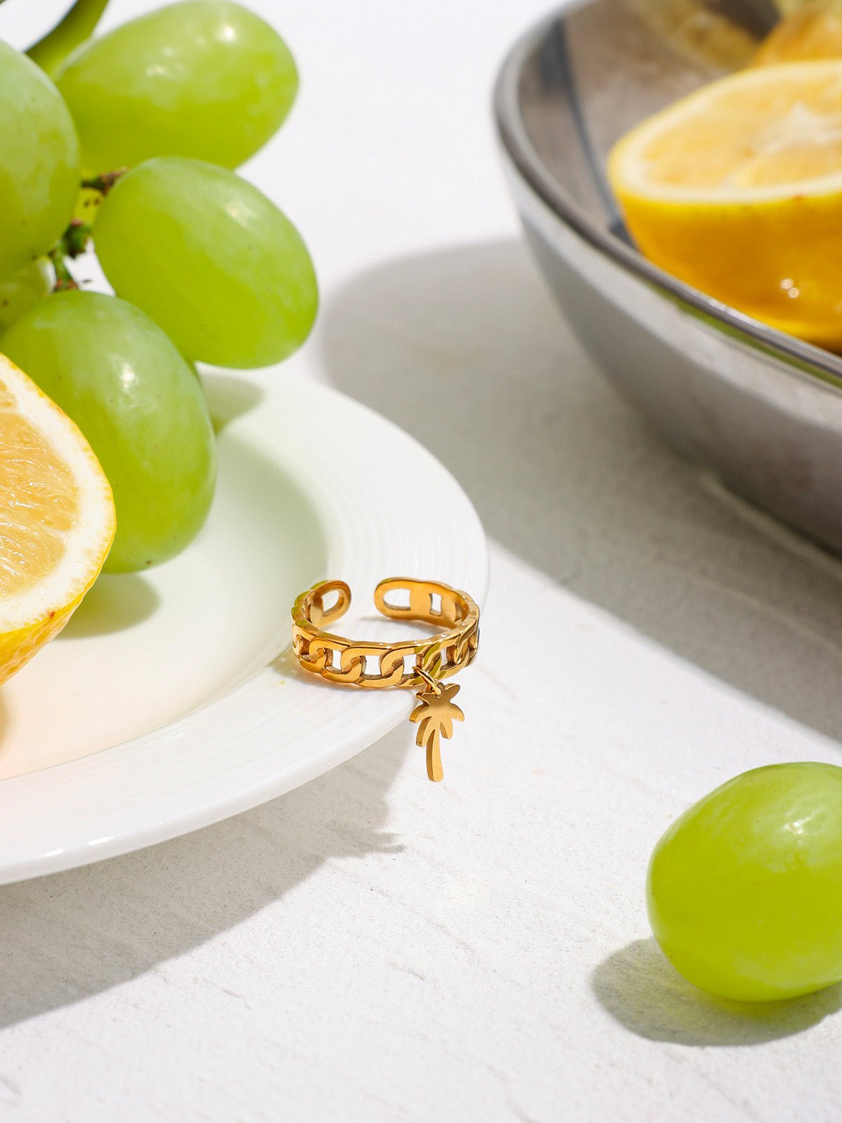 Bague chaîne dorée, pendentif cœur ou palmier, acier inoxydable, ajustable, style tendance, modèle Cliva - Bague - Cœur rouge