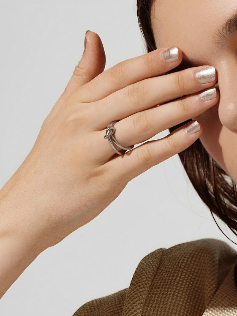 Bague femme acier inoxydable, bague géométrique or 18 carats, bague moderne minimaliste, bijou tendance acier titane, accessoire mode féminin, modèle Inara - Bague - Argent XXS