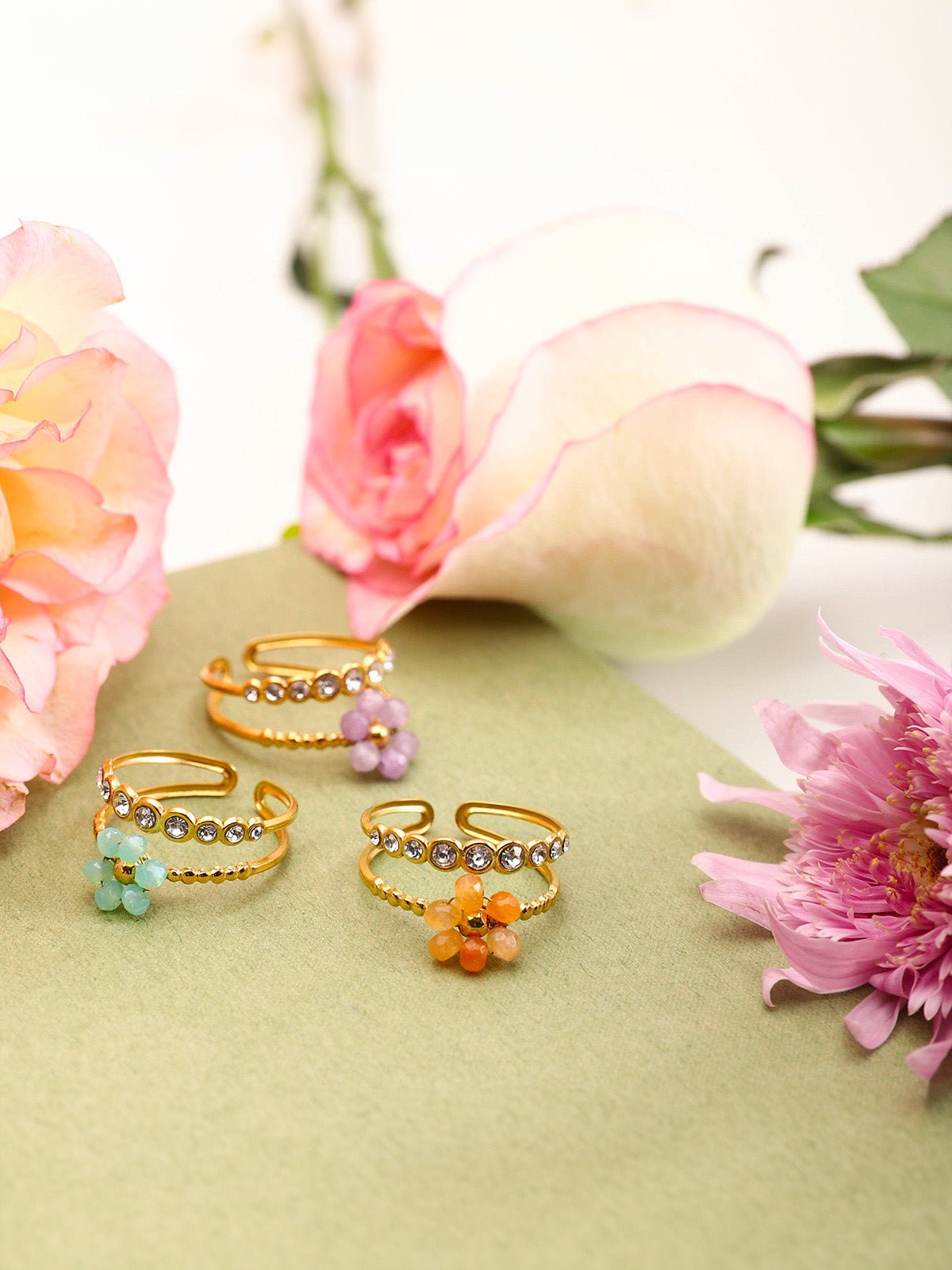 Bague fleur cristal, bague ajustable dorée, bague femme colorée, bague double rang, bague acier inoxydable, modèle Ginette - Bague - Vert
