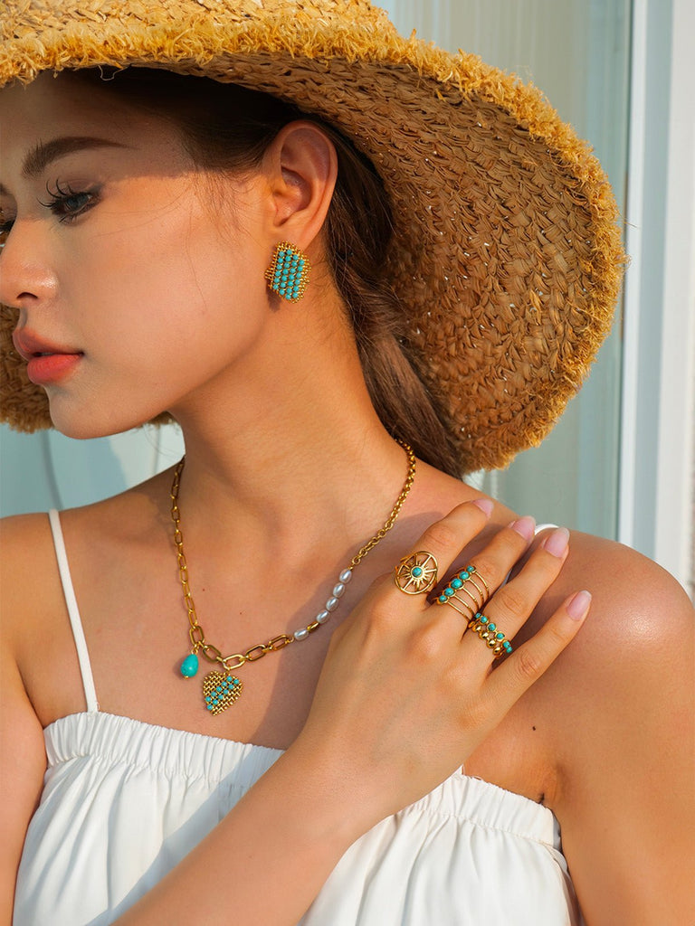 Bague pierre turquoise, cabochons ronds, style solaire, bague ouverte, acier inoxydable doré, modèle Maëva - Bague - Or