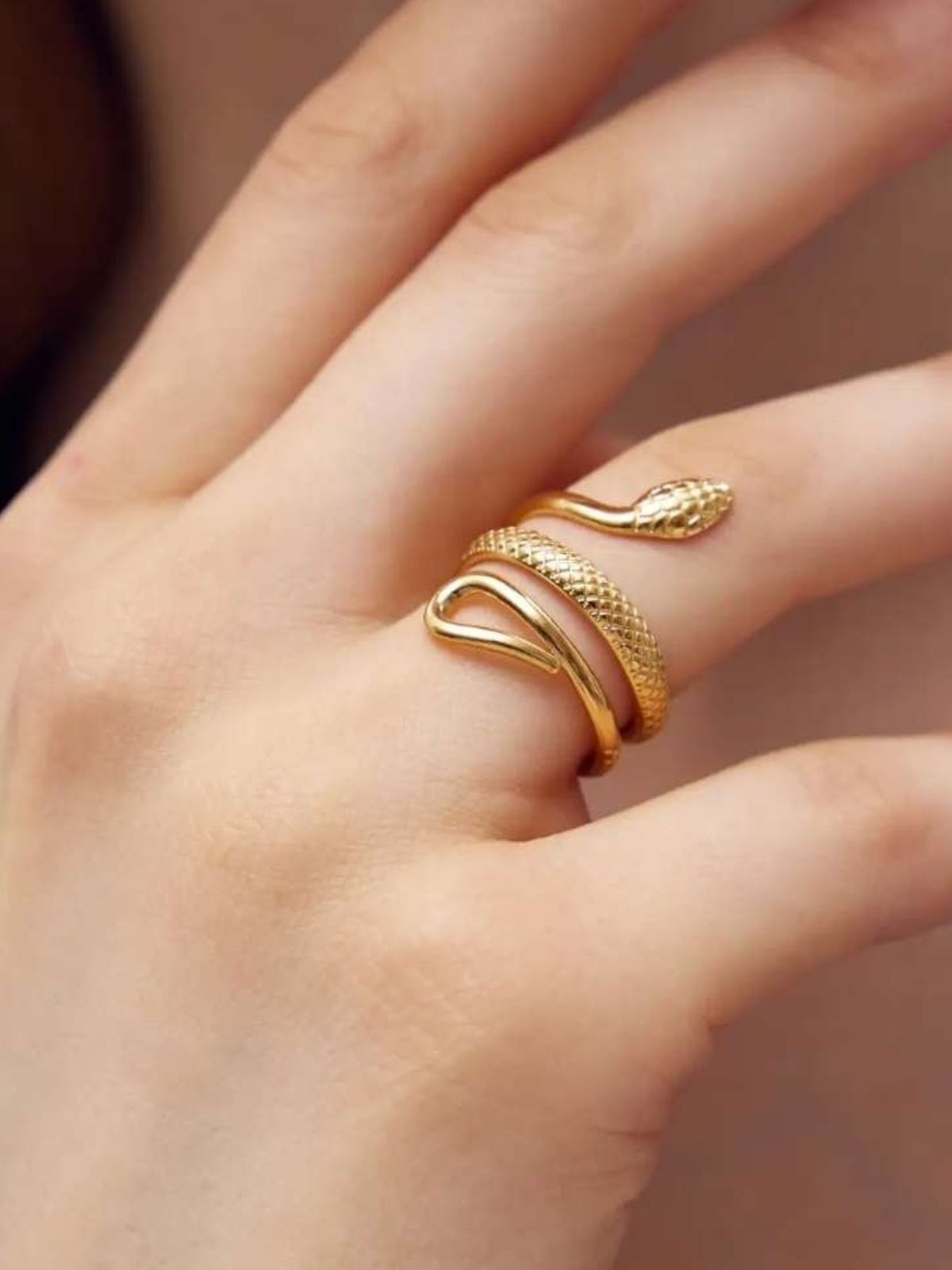 Bague serpent ajustable, bague plaqué or 18K, bague femme tendance, acier inoxydable, fine géométrique, modèle Karlene - Bague - Or S