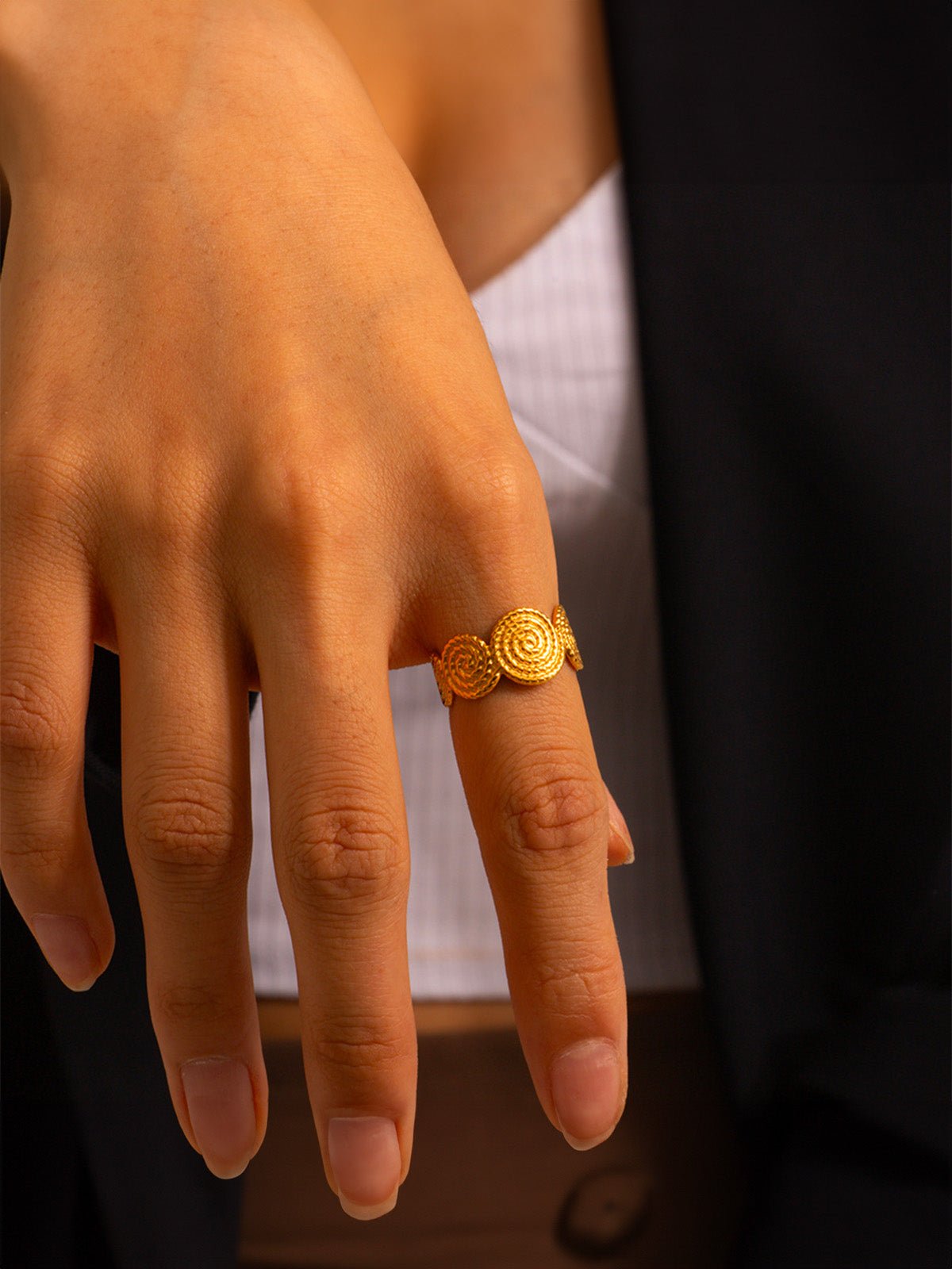 Bague spirale dorée, anneau ouvert, design géométrique, acier inoxydable, plaqué or 18K, modèle Zine - Bague - Or