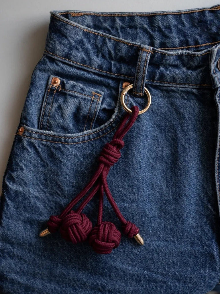 Bijou de sac nœud marin, breloque bordeaux, accessoire sac en nylon, porte - clés tendance, anneau doré, modèle Théodora - Bordeaux