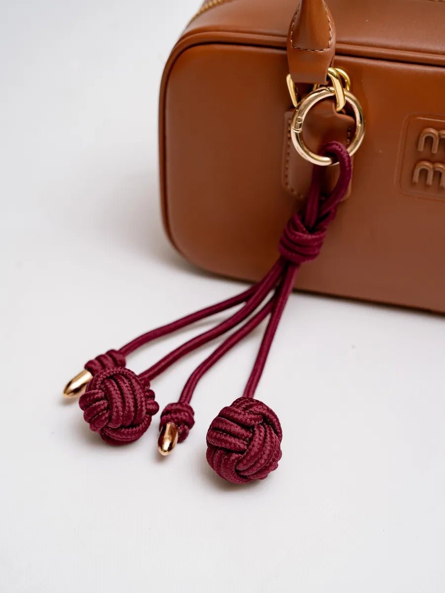 Bijou de sac nœud marin, breloque bordeaux, accessoire sac en nylon, porte - clés tendance, anneau doré, modèle Théodora - Bordeaux