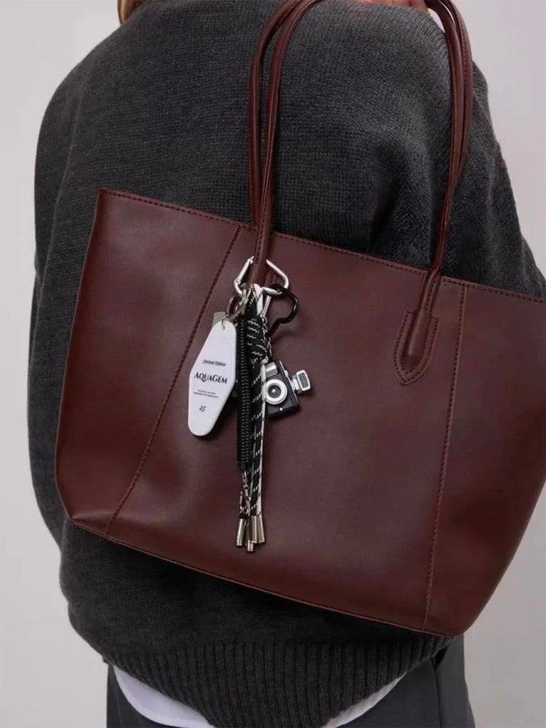 Bijou de sac, porte - clés fantaisie, noir et blanc, appareil photo, boule de billard, cordons, modèle Lounia - Noir