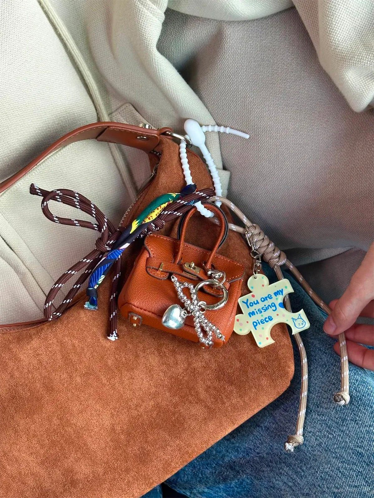 Bijoux Mini sac pendentif, bijou de sac original, porte - clés mode, accessoire fantaisie, style Birkin, modèle Maorie - Marron