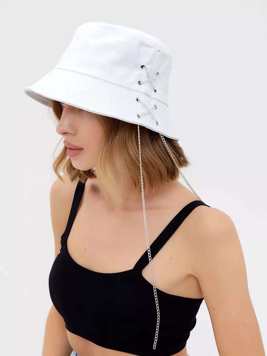 Bob en coton unisexe, chapeau streetwear, avec chaînes, accessoire Y2K, modèle Kaina - Bob - Blanc