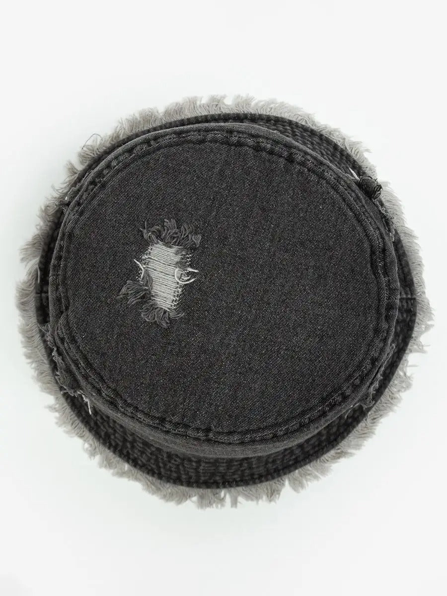 Bob en jean usé, effet vieilli, bords effilochés, style unisexe, tendance Y2K, modèle Kelips - Bob - Gris foncé