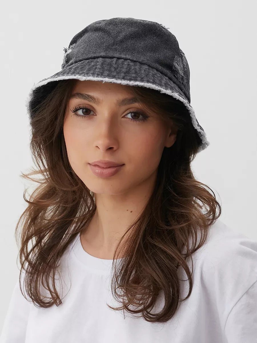 Bob en jean usé, effet vieilli, bords effilochés, style unisexe, tendance Y2K, modèle Kelips - Bob - Gris foncé