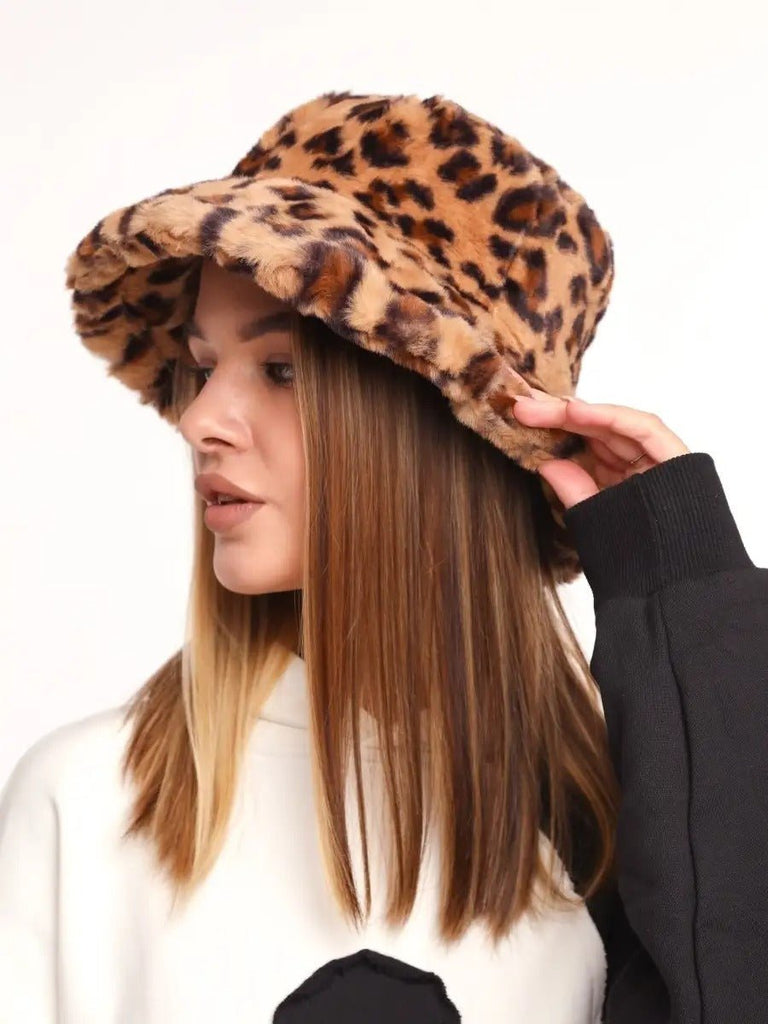 Bob fausse fourrure léopard, chapeau hiver femme, panama doux et chaud, bucket hat hiver, modèle Mania - Bob - Léopard