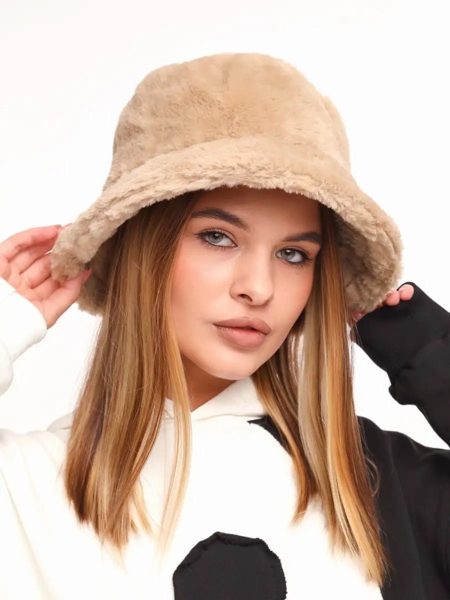 Bob hiver, panama fausse fourrure, doublé polaire, doux, modèle Arian - Bob - Beige