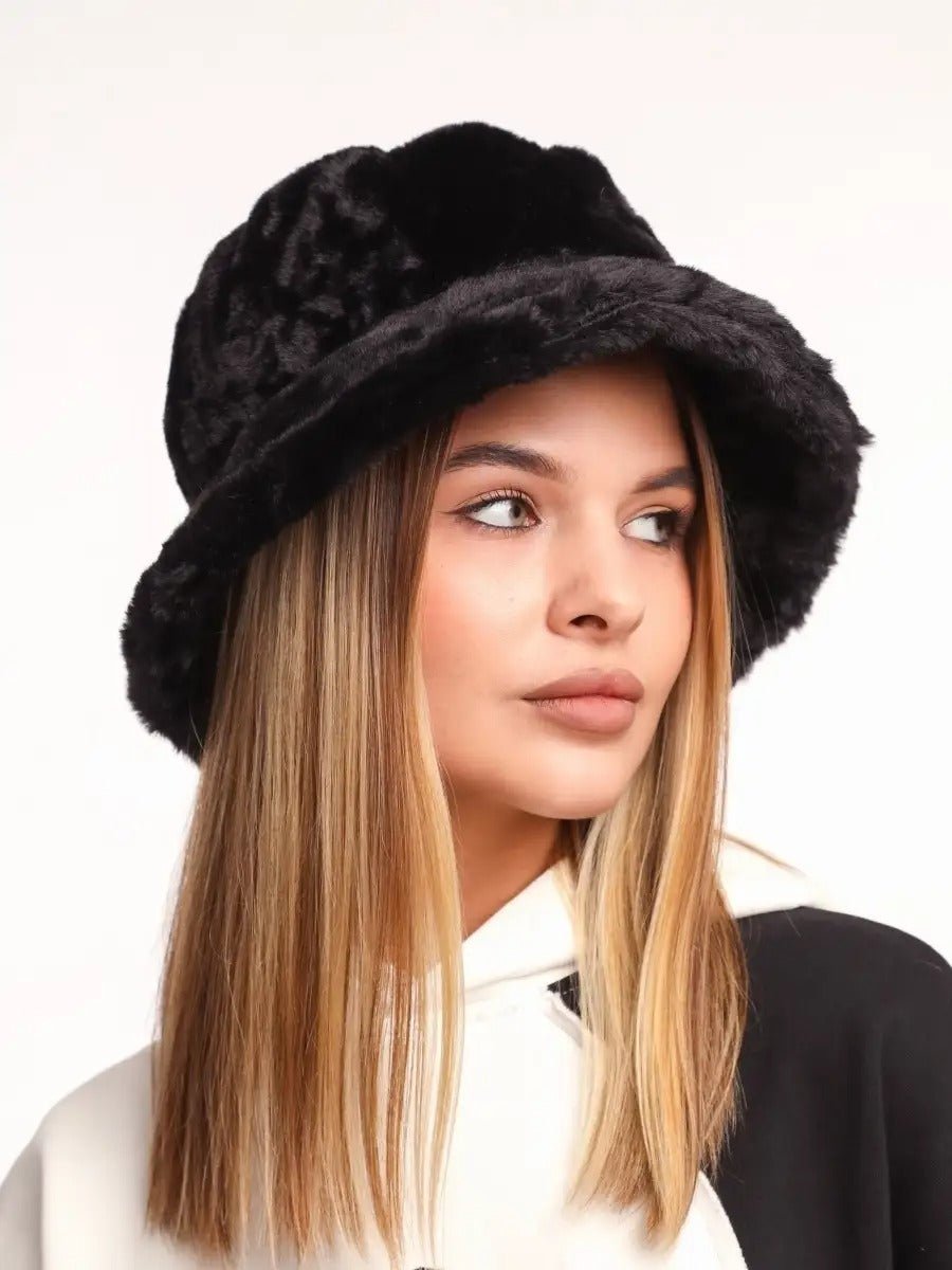 Bob hiver, panama fausse fourrure, doublé polaire, doux, modèle Arian - Bob - Noir