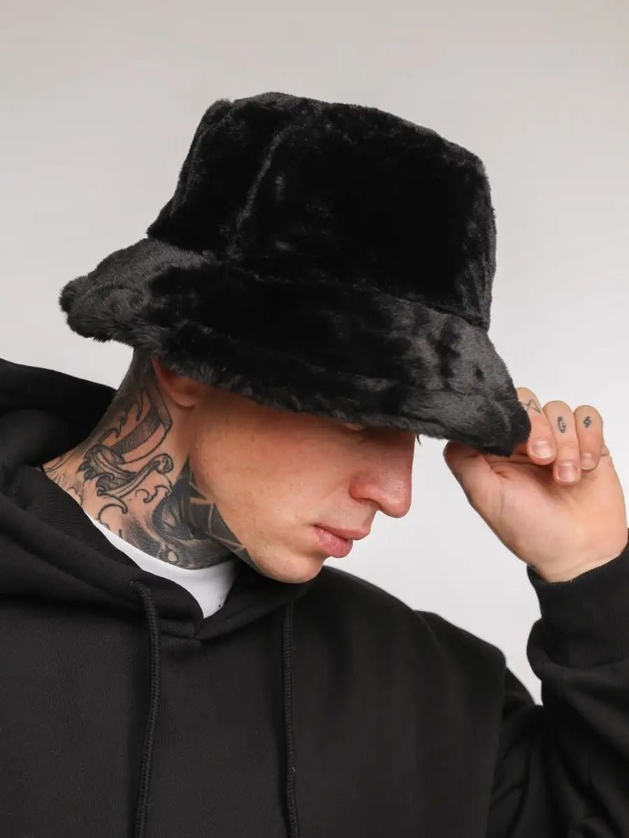 Bob hiver, panama fausse fourrure, doublé polaire, doux, modèle Arian - Bob - Noir