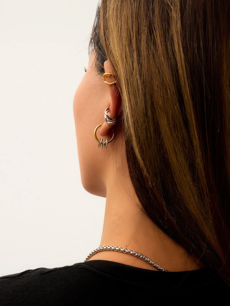 Boucles d'oreilles sans perçage, design croisé, acier inoxydable, or 18K, style minimaliste, modèle Alicia - Boucles d'oreilles - Or