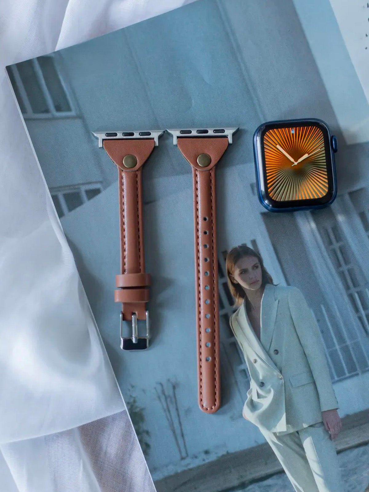 Bracelet Apple Watch, montre en cuir pour Apple Watch, confort, style, ajustable, compatible toutes séries, modèle Christelle - Bracelet Apple Watch - Marron 38 à 42mm