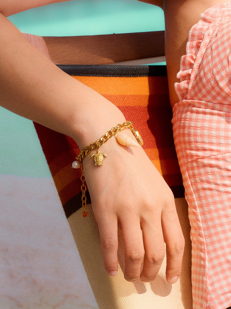 Bracelet chaîne dorée, charms coquillages et étoiles de mer, acier inoxydable 18K, waterproof, hypoallergénique, modèle Rose - Boucles d'oreilles - Or