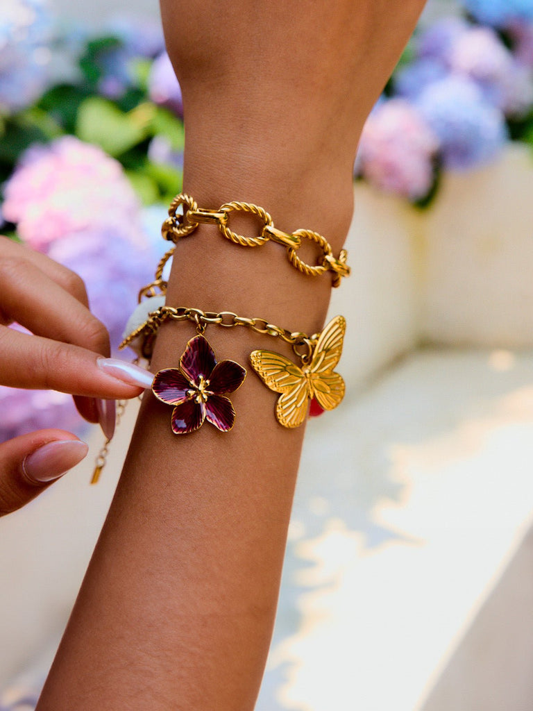 Bracelet chaîne dorée, papillon doré, fleur émaillée rouge, perle ovale rose, acier inoxydable, modèle Giulia - Boucles d'oreilles - Or