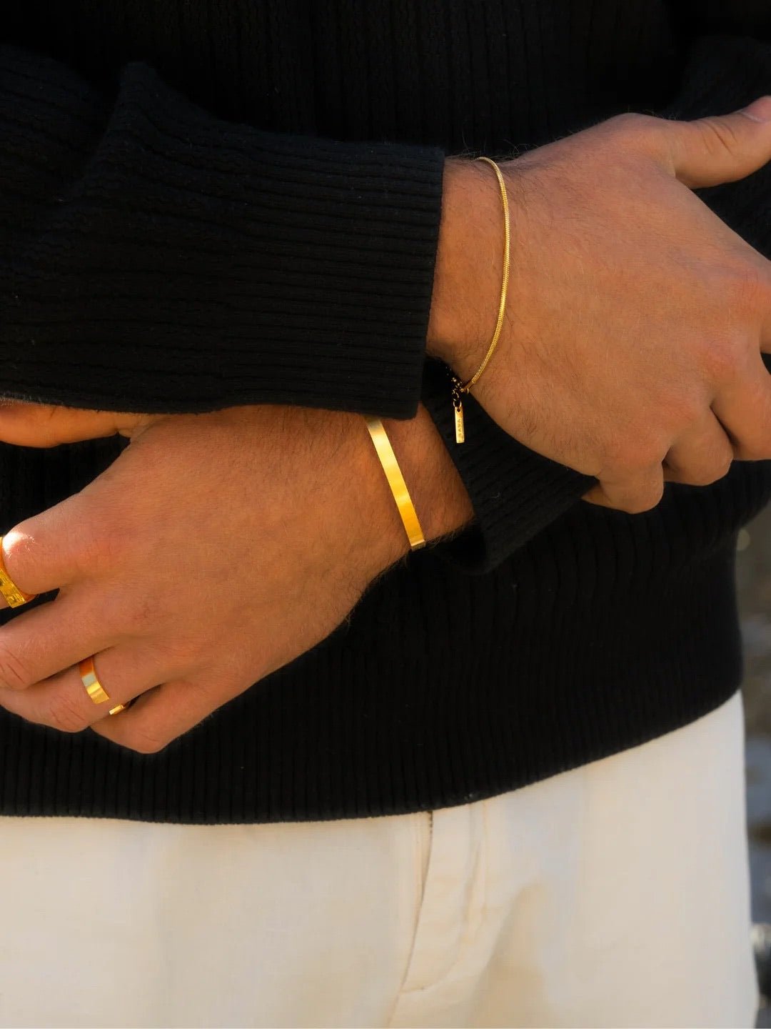 Bracelet jonc ouvert en acier inoxydable, finition brillante, design moderne, waterproof, modèle Luigi - Bracelet - Or 5 mm