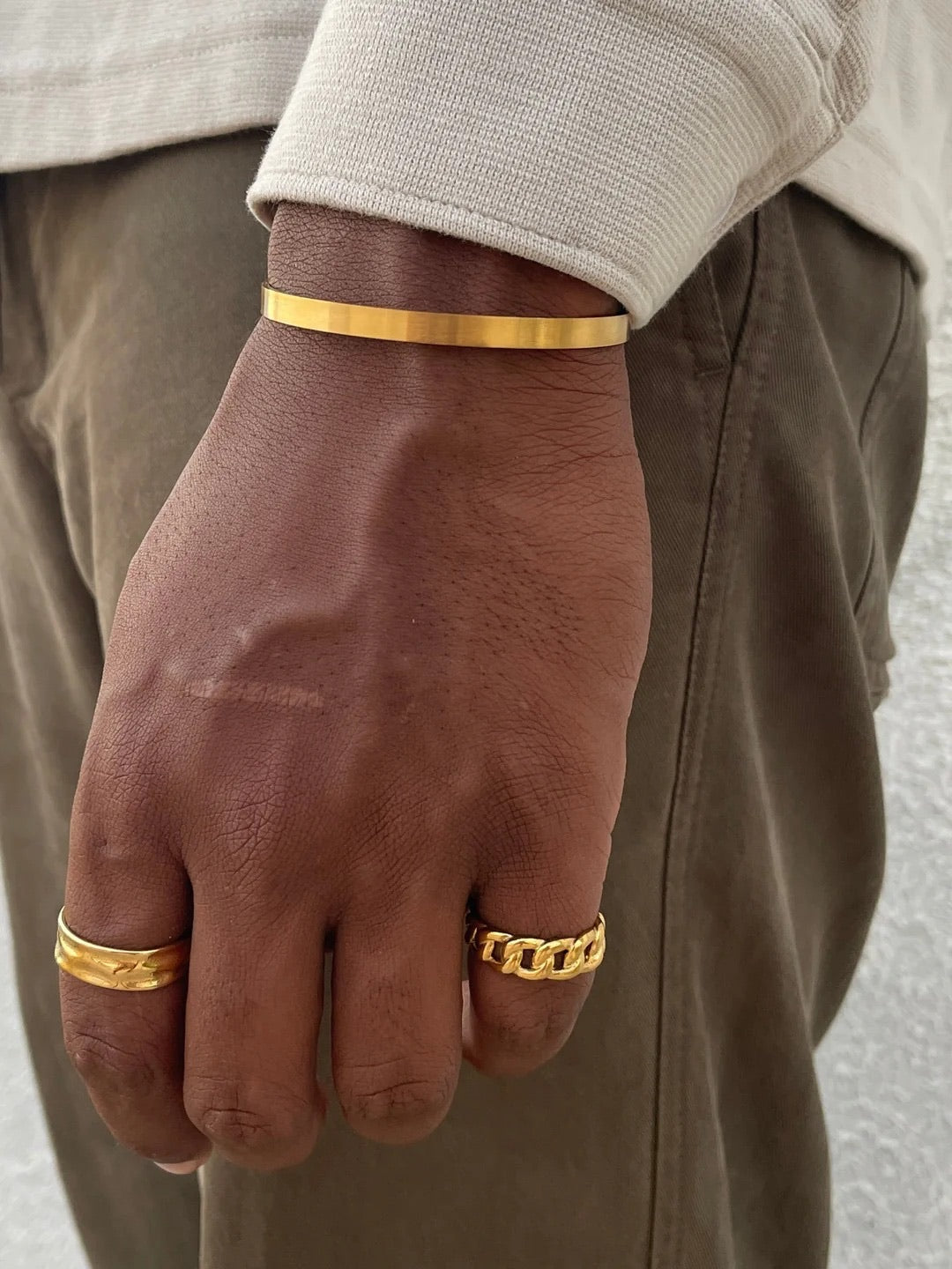 Bracelet jonc ouvert en acier inoxydable, finition brillante, design moderne, waterproof, modèle Luigi - Bracelet - Or 5 mm