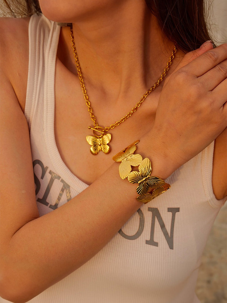 Bracelet papillons doré, manchette acier inoxydable, bijou large femme, style bohème chic, finition brillante, modèle Papilla - Bracelet - Or 19 cm
