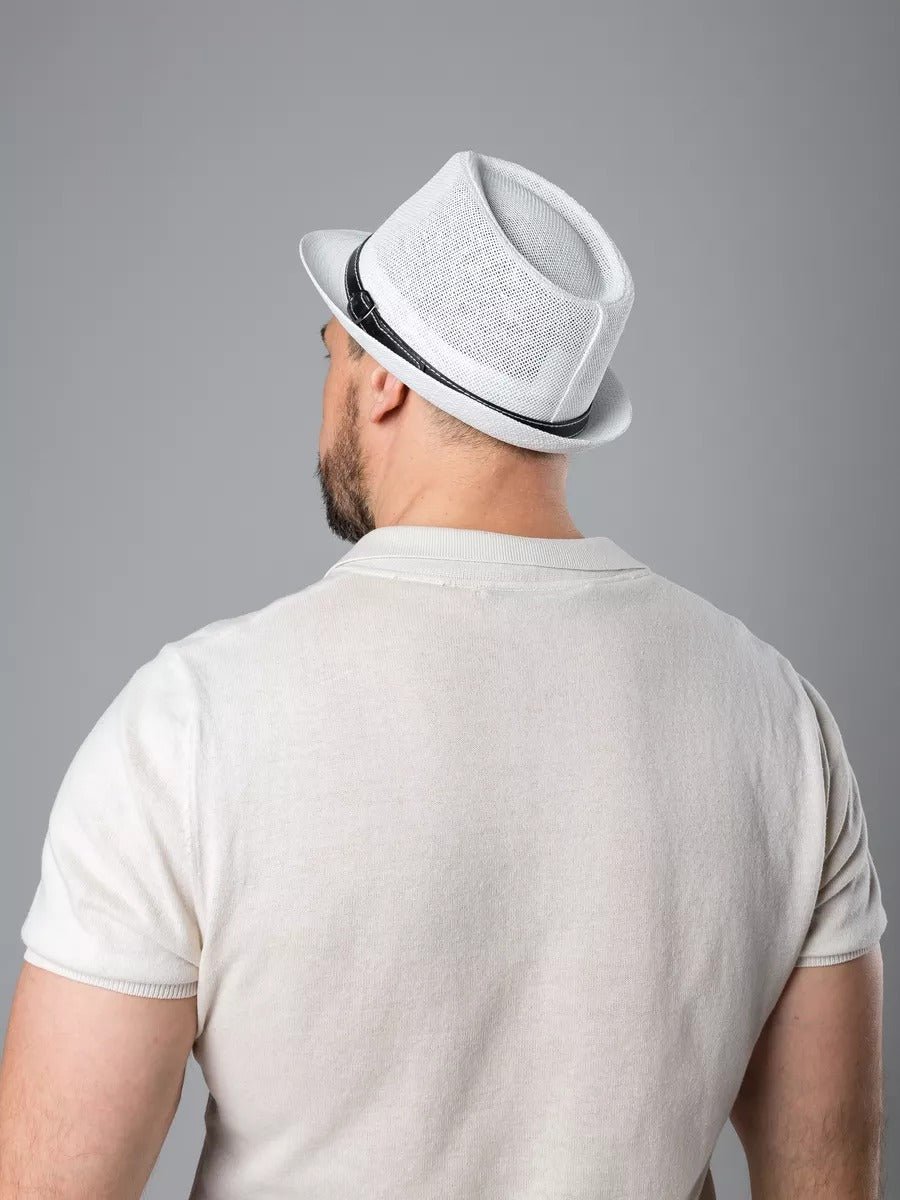 Chapeau de paille été, blanc, style fedora, orné d'une ceinture noire, anti UV respirant, modèle Alberto - Chapeau de paille - Blanc