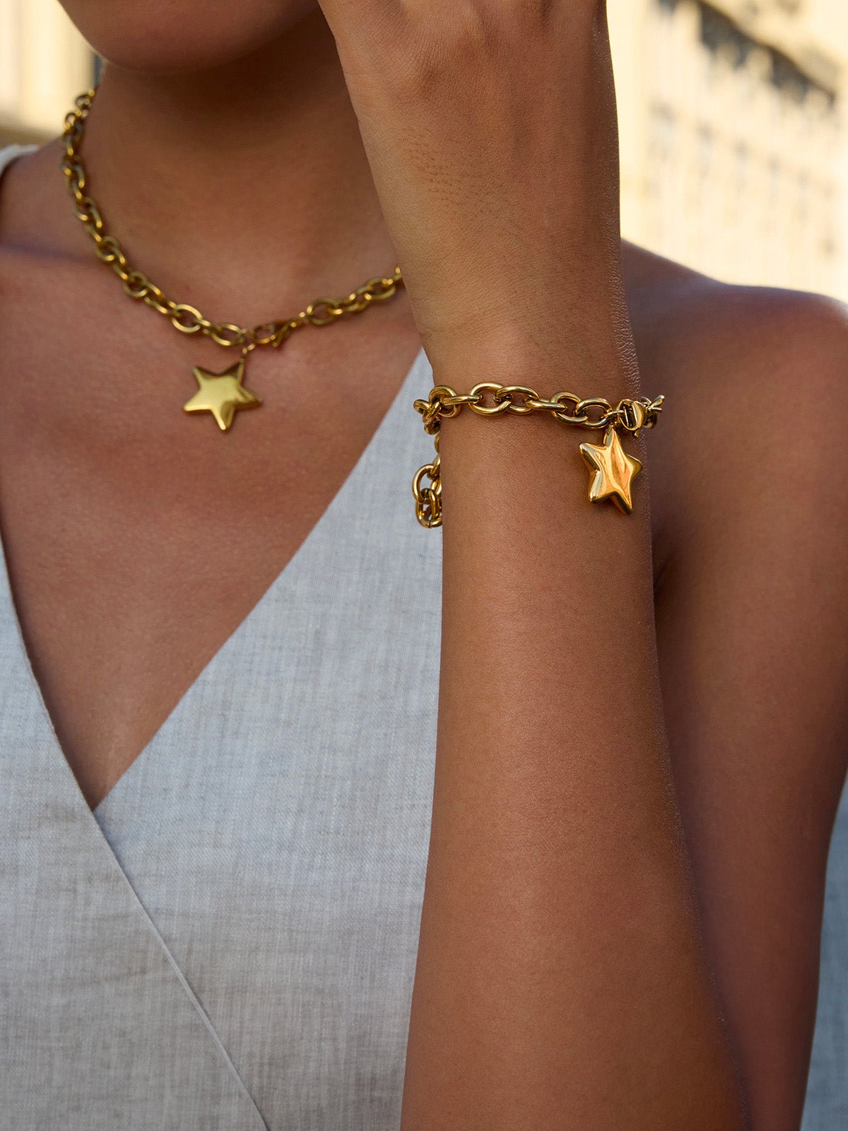 Collier acier inoxydable chaîne dorée, pendentif étoile, look audacieux, bijou waterproof, modèle Victoire - Collier - Or