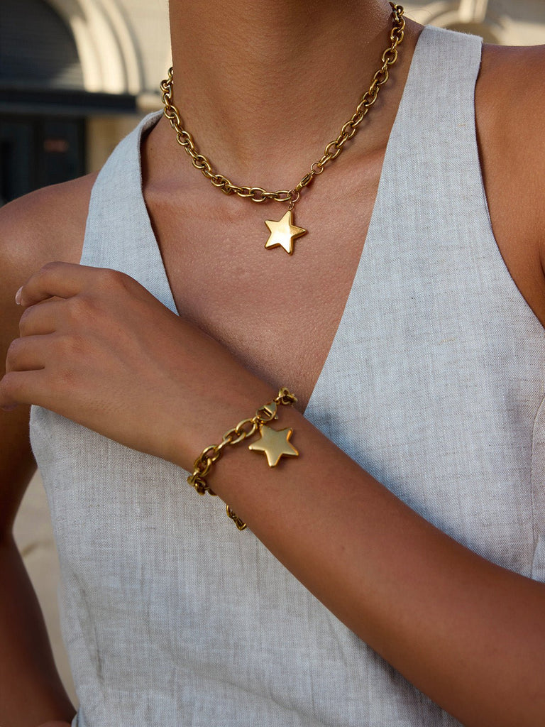 Collier acier inoxydable chaîne dorée, pendentif étoile, look audacieux, bijou waterproof, modèle Victoire - Collier - Or