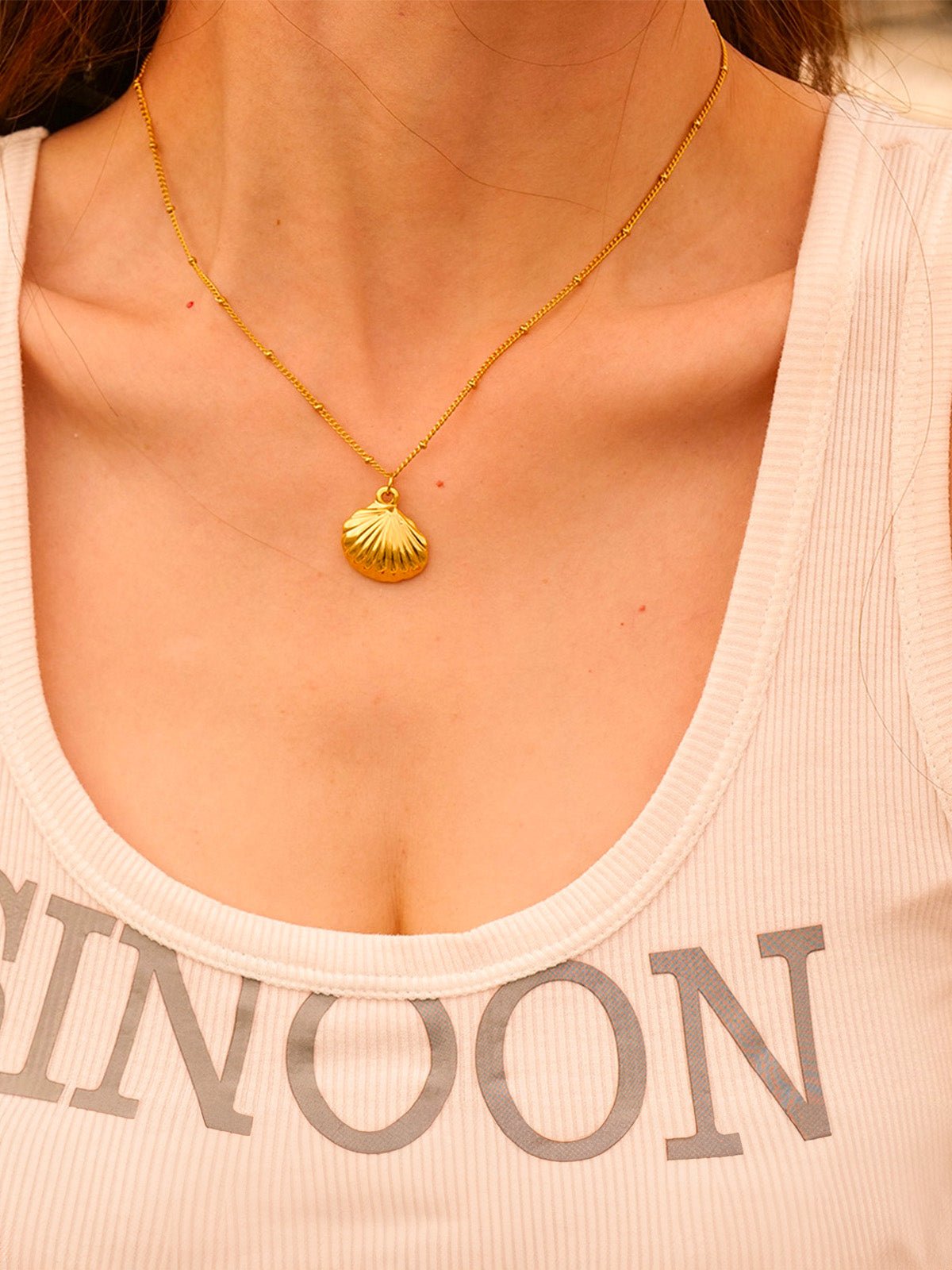 Collier coquillage doré, pendentif coquillage 18K, chaîne fine acier inoxydable, bijou doré femme, collier mer discret, modèle Kidi - Collier - Or