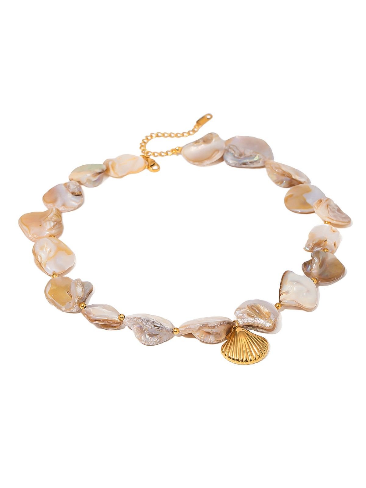 Collier coquillage doré, perles irrégulières, acier inoxydable, été, plage, look naturel, modèle Mélanie - Collier - Or 40 + 5 cm