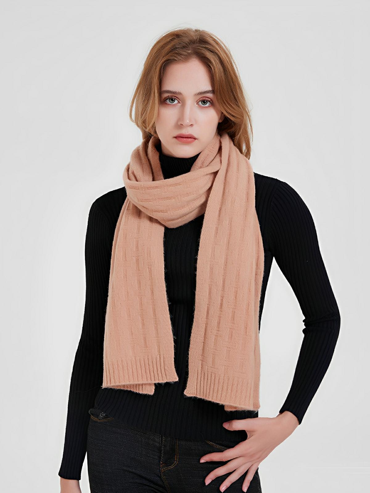 Écharpe en pure laine mérinos, tricotée à motifs lettres, douce et chaude, unisexe, longueur 180 cm, accessoire hiver confortable, modèle Yuna - Écharpe - Beige
