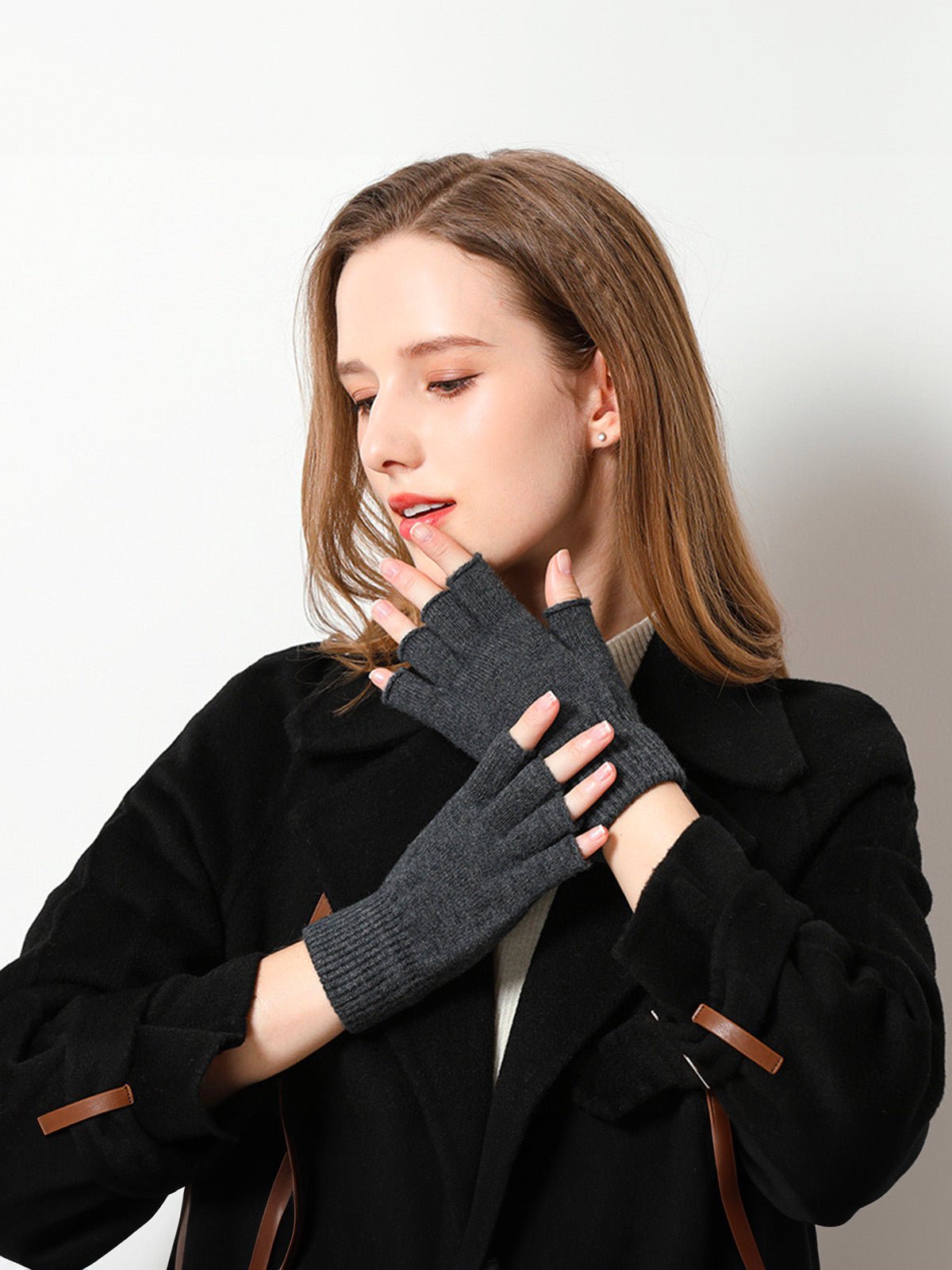 Gants mitaine, demi - doigts, en laine chaude pour l’hiver, confort tricoté pour femme, style sobre et pratique, modèle Mita - Écharpe - Gris foncé
