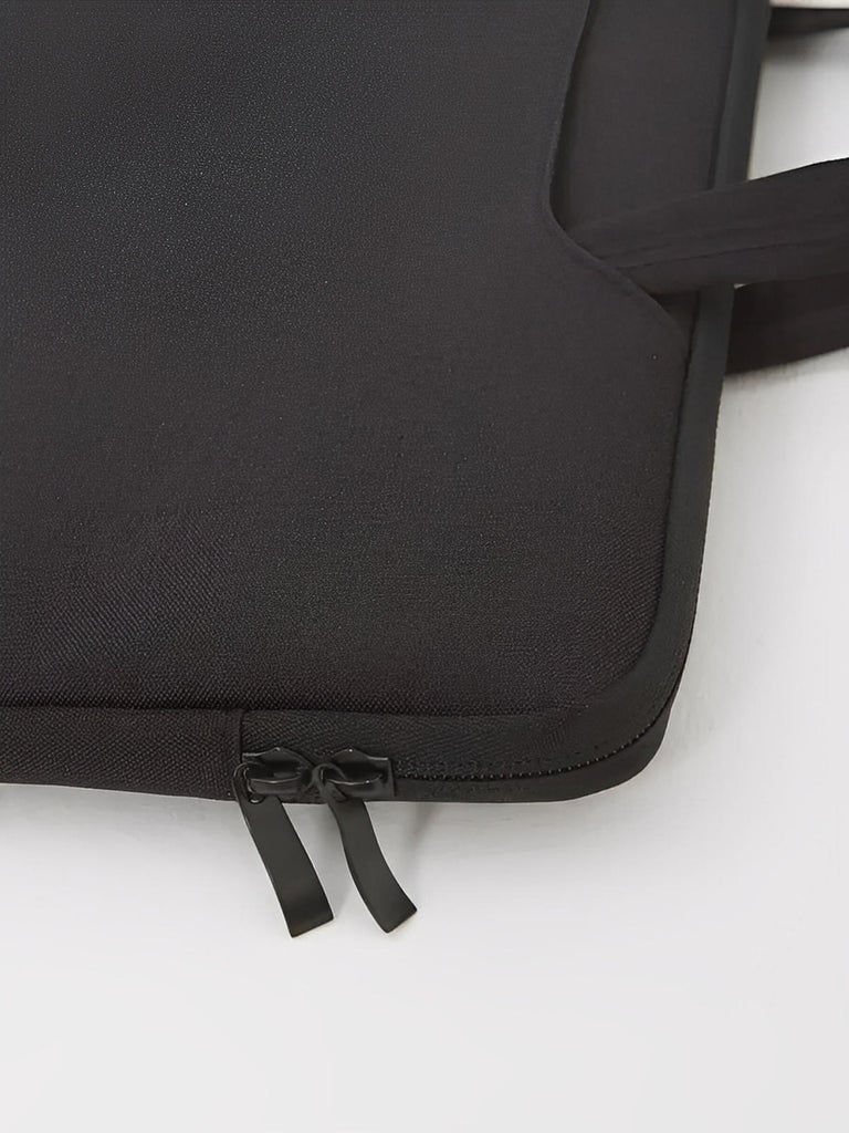 Housse pour ordinateur portable, poignée intégrée, design fin, anti - choc, format 15,6 pouces, sac de pc, modèle Nora - Housse - Noir 12"