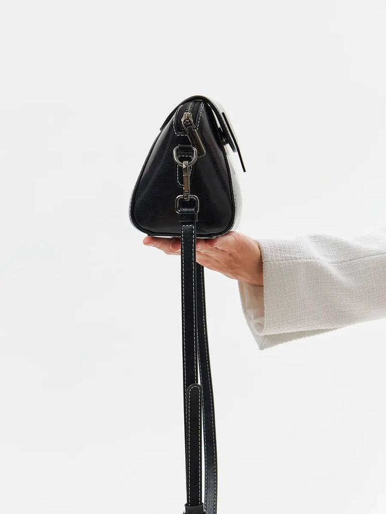 Sac bandoulière femme cuir, petit sac rigide, format rectangulaire, compartiments multiples, modèle Azeline