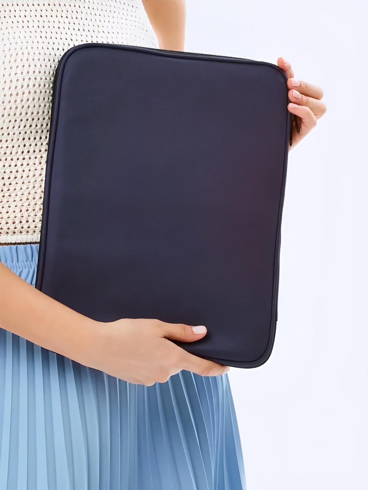 ousse ordinateur portable, housse MacBook, protection tablette, sacoche fine, étui déperlant, modèle Constance - Housse - Bleu marine M