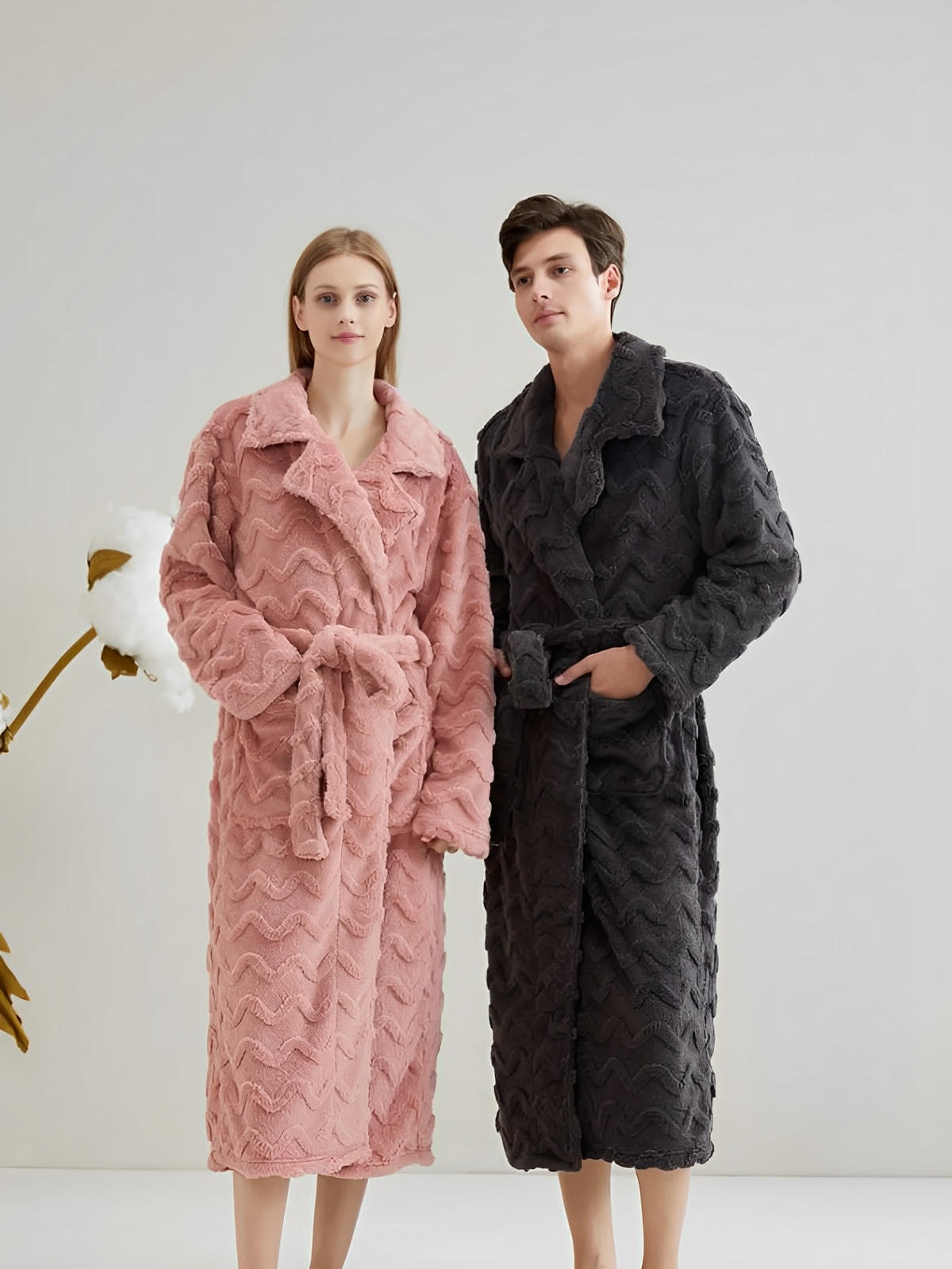 Peignoir polaire long, douceur exceptionnelle, confort cocooning, chaleur hivernale, unisexe, plusieurs coloris, ceinture amovible, modèle Ernome - Peignoir - Rose M