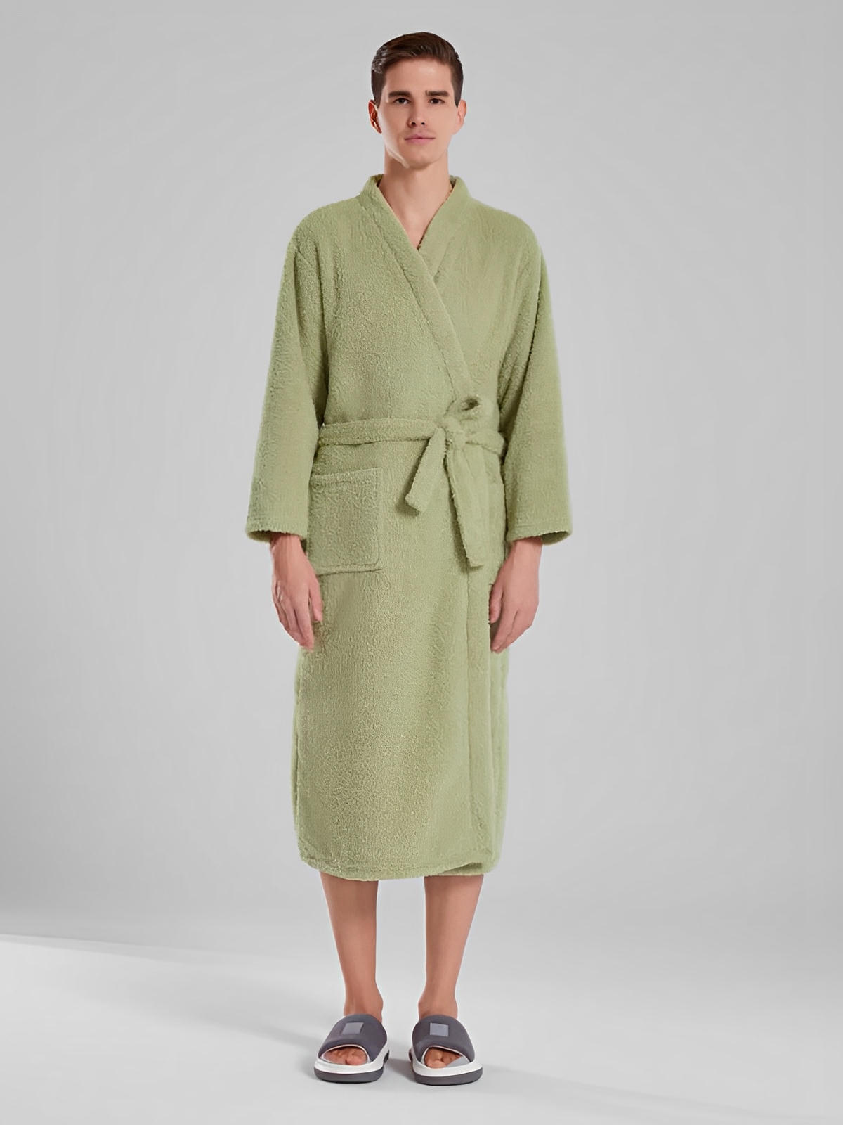 Peignoir ultra doux, chaleur cocooning, confort polaire, ceinture ajustable, coupe longue, idéal hiver, mixte homme femme, gris ivoire vert, tissu respirant, modèle Ilyo - Peignoir - Vert M