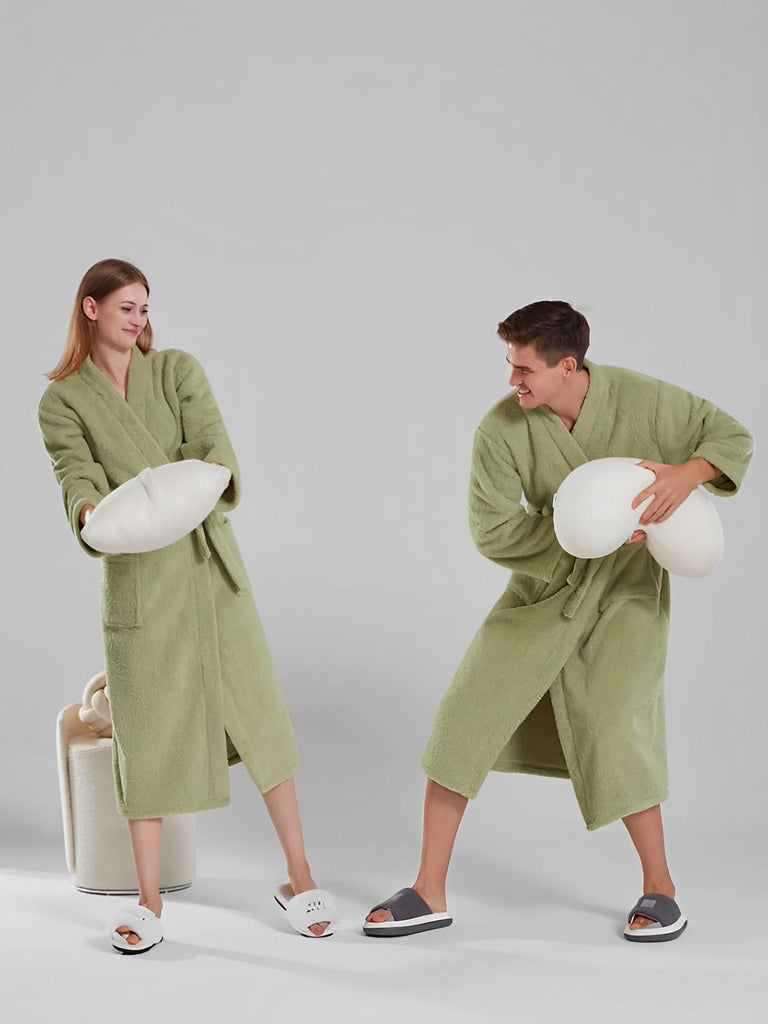 Peignoir ultra doux, chaleur cocooning, confort polaire, ceinture ajustable, coupe longue, idéal hiver, mixte homme femme, gris ivoire vert, tissu respirant, modèle Ilyo - Peignoir - Vert M