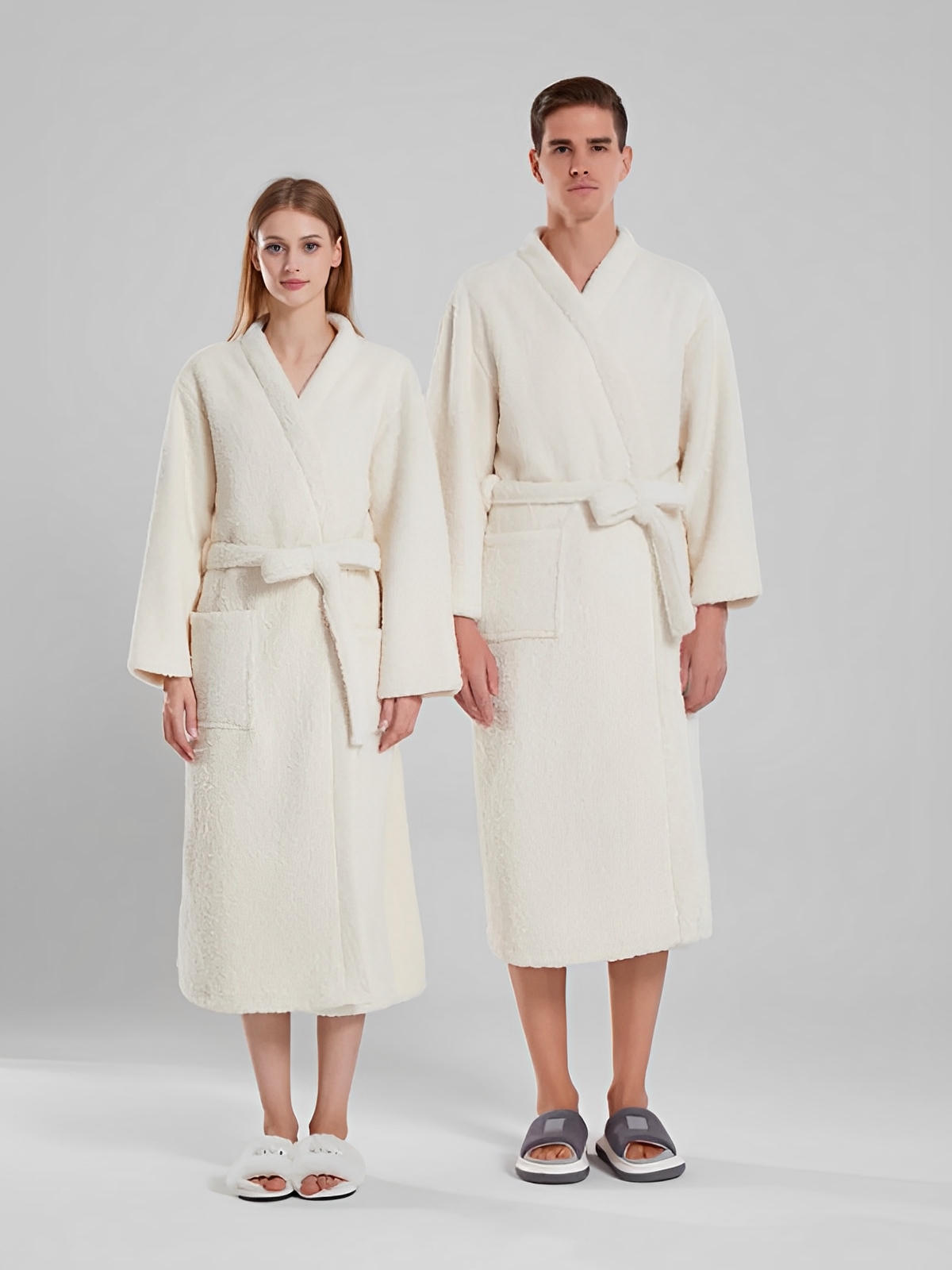 Peignoir ultra doux, chaleur cocooning, confort polaire, ceinture ajustable, coupe longue, idéal hiver, mixte homme femme, gris ivoire vert, tissu respirant, modèle Ilyo - Peignoir - Blanc M