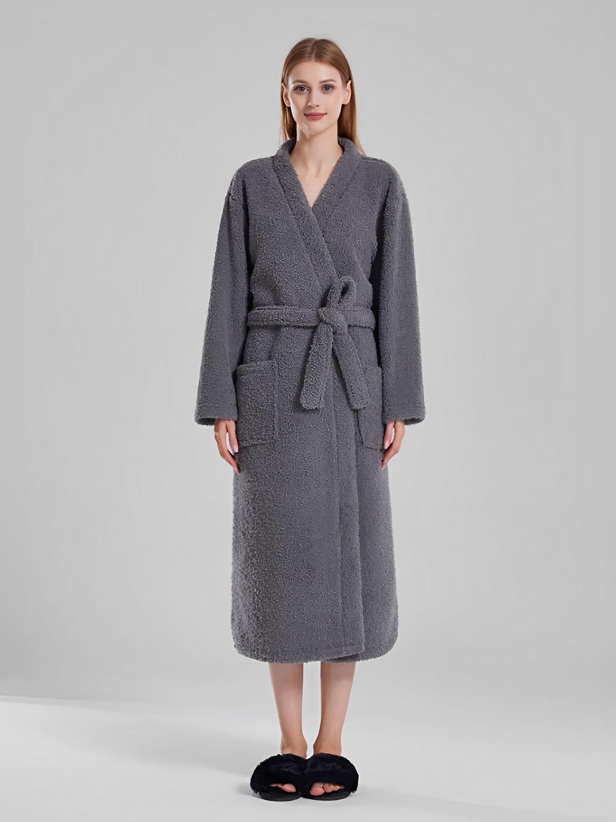 Peignoir ultra doux, chaleur cocooning, confort polaire, ceinture ajustable, coupe longue, idéal hiver, mixte homme femme, gris ivoire vert, tissu respirant, modèle Ilyo - Peignoir - Gris M