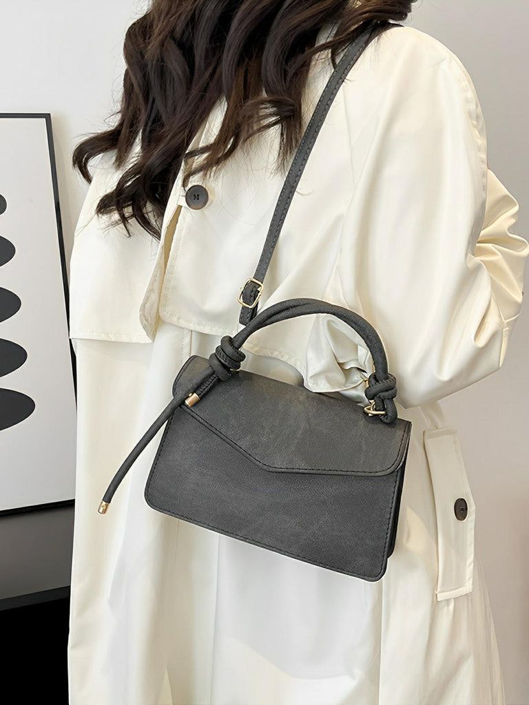 Petit sac à main carré rigide femme, simili vegan, magnétique, urbain tendance, modèle Katerine - Sac à main - Noir
