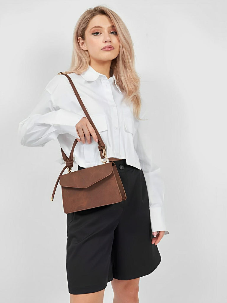 Petit sac à main carré rigide femme, simili vegan, magnétique, urbain tendance, modèle Katerine - Sac à main - Marron