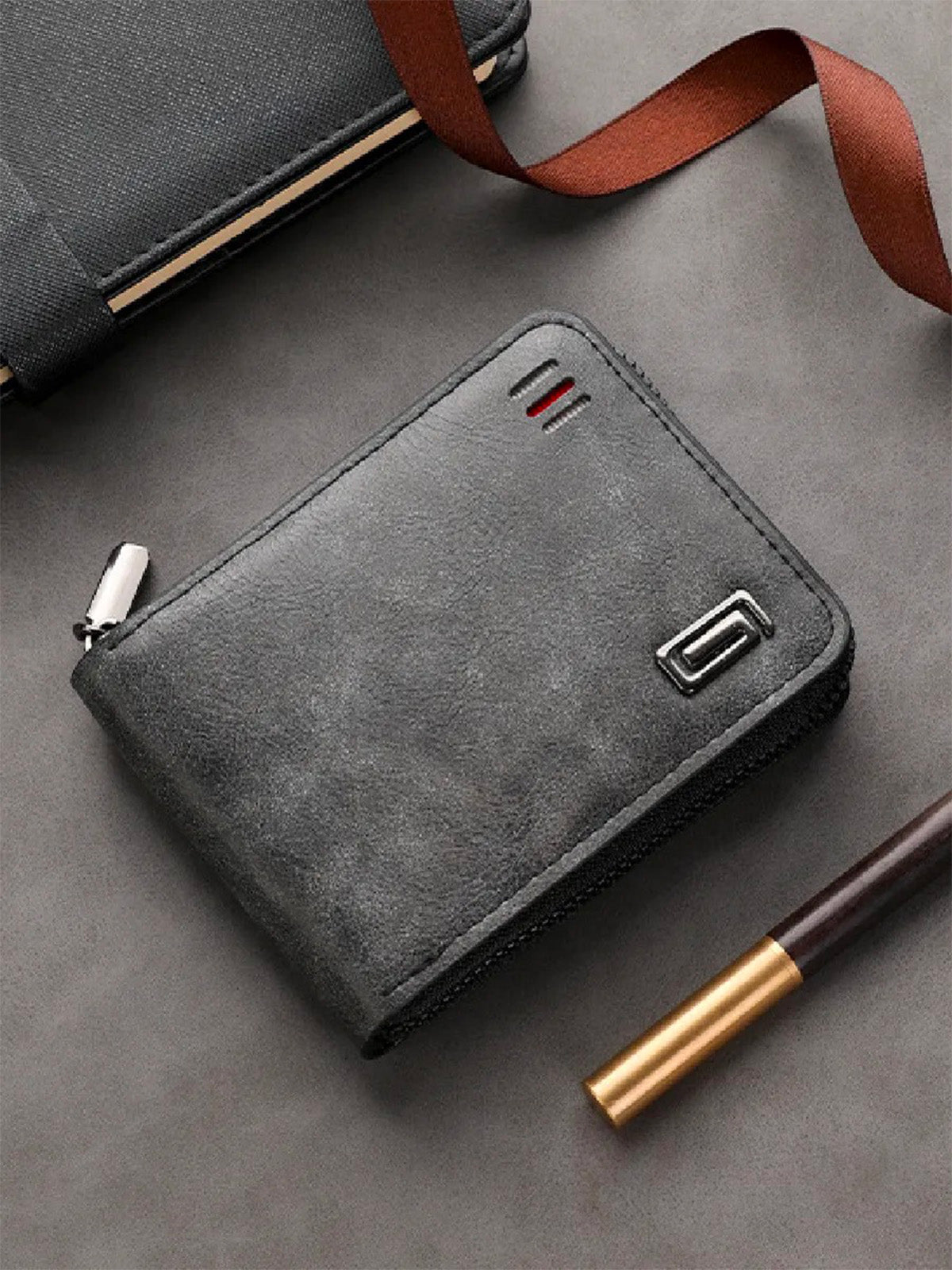 Portefeuille homme compact, fermeture zippée, simili vegan, trifold, format poche, modèle Stormy - Porte - feuille - Gris