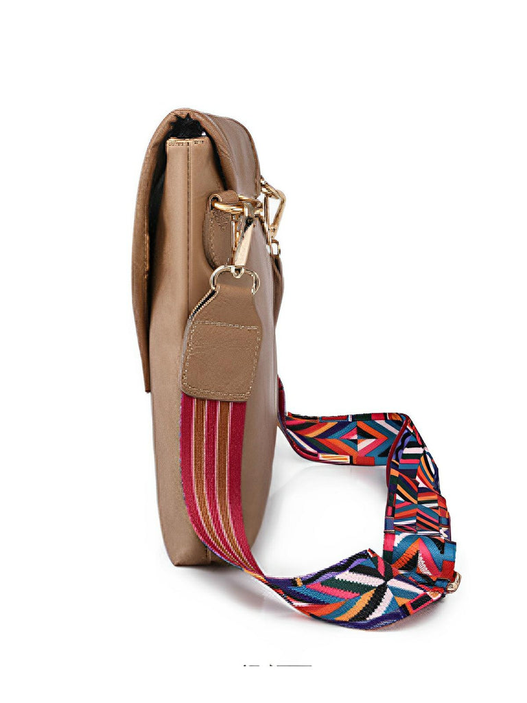 Sac à bandoulière femme, format enveloppe, simili vegan, tendance, idéal quotidien et été, modèle Aligaelle - Sac Bandoulière - Marron