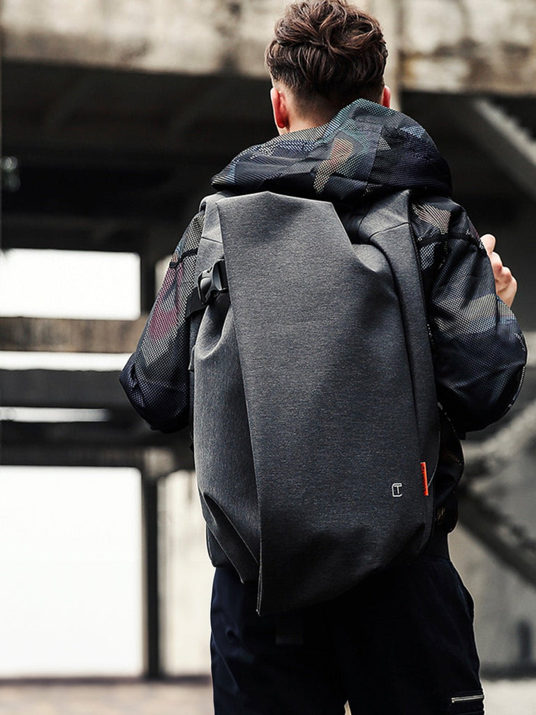 Sac à dos déperlant pour ordinateur, format 17 pouces, sac urbain grande capacité, rangement sécurisé et fonctionnel, modèle Adouin - Sac à dos - Gris
