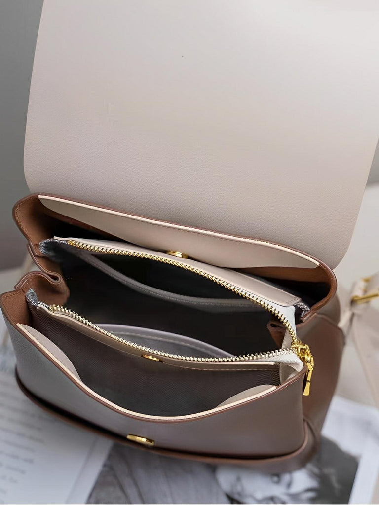 Sac à dos en simili vegan femme, spacieux et chic, fermeture rabat et zip, léger et confortable, modèle Béatrice - Sac à dos - Café blanc