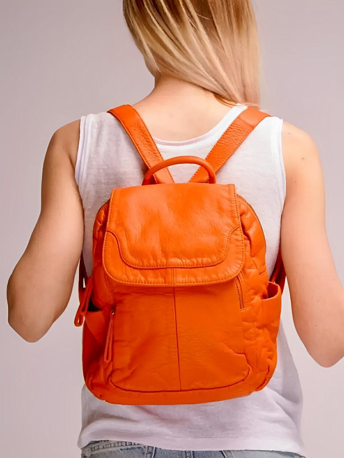 Sac à dos femme, design moderne, simili vegan, léger, spacieux, usage quotidien, voyage, travail, modèle Kaella - Sac à dos - Blanc