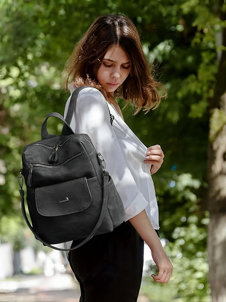 Sac à dos femme, grand format, simili vegan effet vieilli, sac convertible, multi - poches, casual chic, modèle Laurie - Sac à dos - Noir