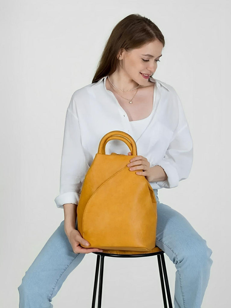 Sac à dos femme, simili vegan, léger, grande capacité, usage quotidien, modèle Tamara - Sac à dos - Camel
