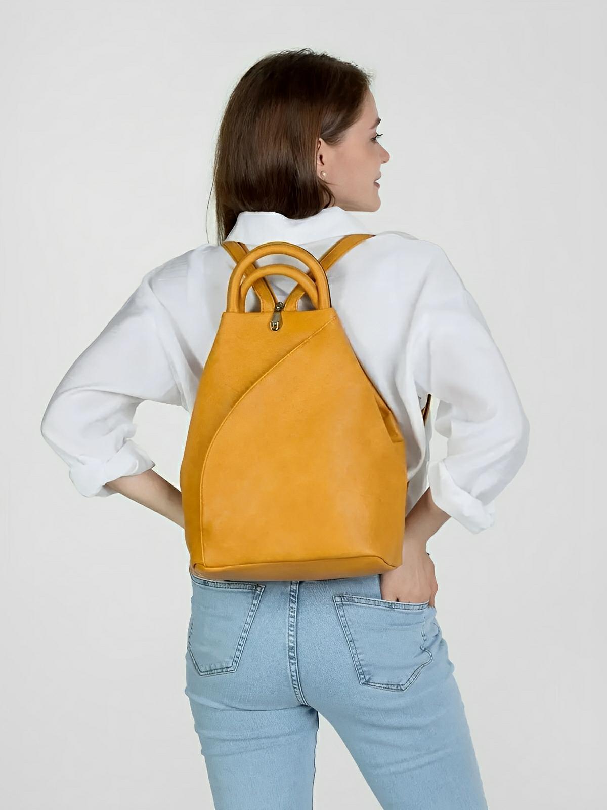 Sac à dos femme, simili vegan, léger, grande capacité, usage quotidien, modèle Tamara - Sac à dos - Camel